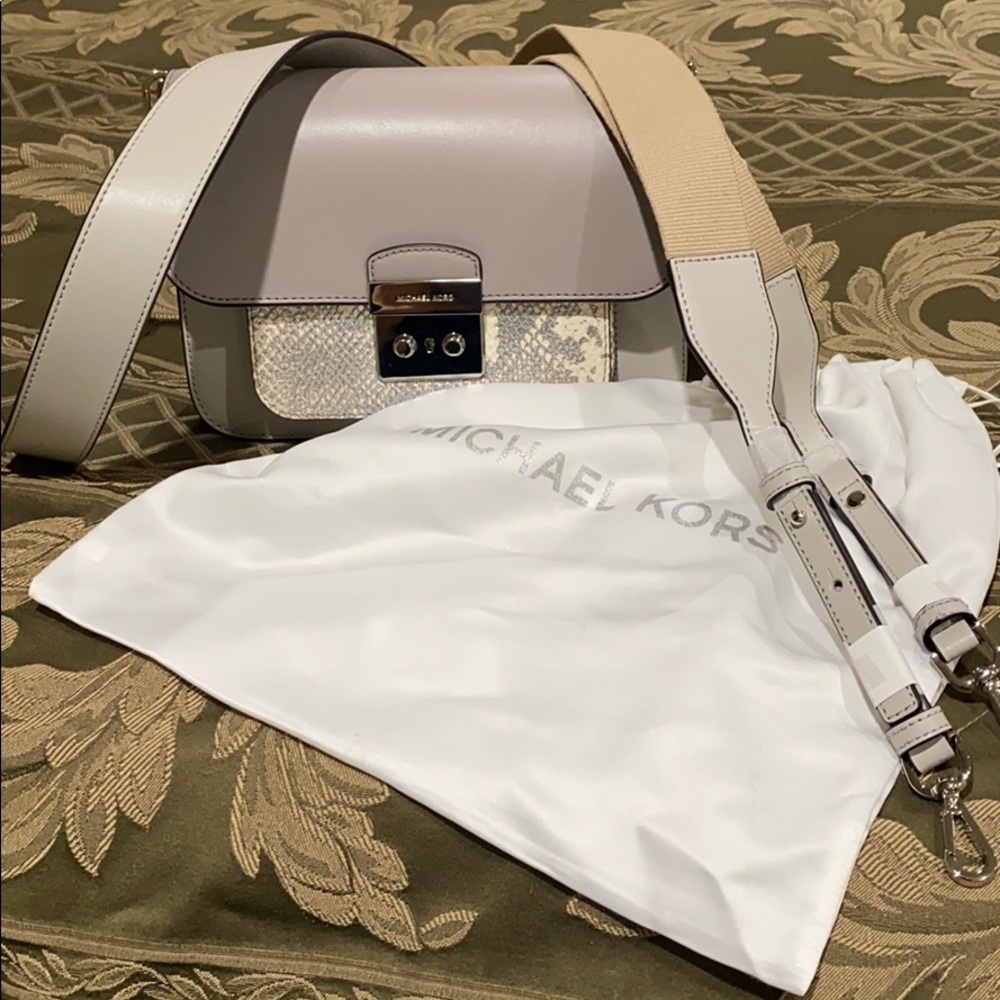 Michael Kors Sloan Editor Leather Shoulder Bag